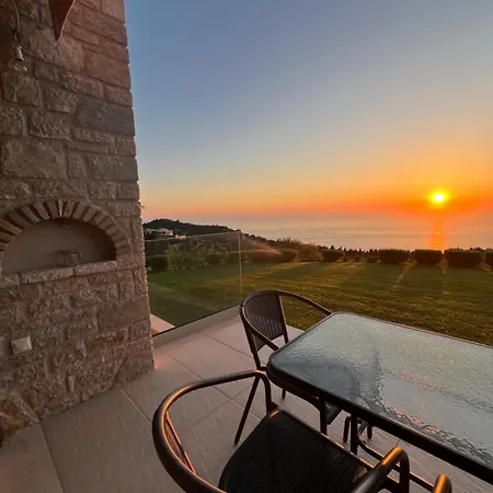 ヴィラ Con Vista Drymon